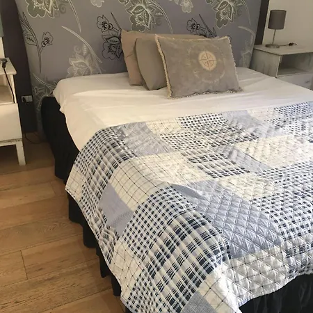 Affaccio Sul Vaticano فندق مبيت وإفطار 4*